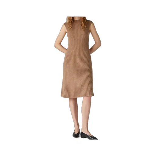 Sleeveless Knitted Dress