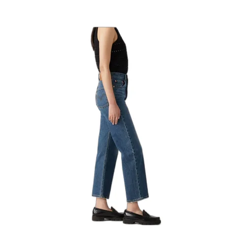 Belt-Loop Jeans