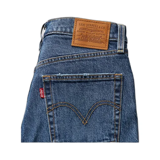 Belt-Loop Jeans