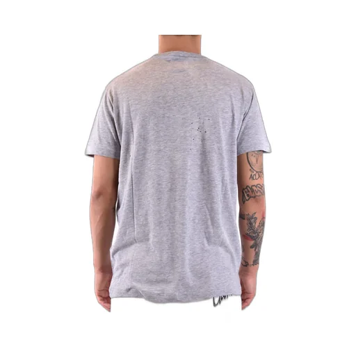 Short-Sleeved T-Shirt