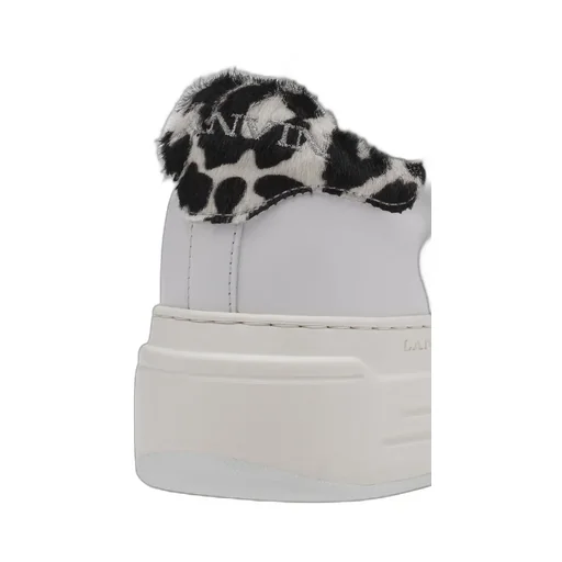 Thick Sole And Low-Cut Sneakers