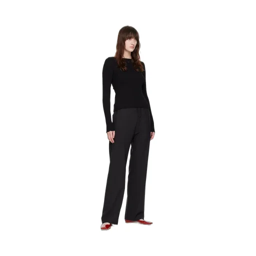 Christina 05 Shallow Cut Flats