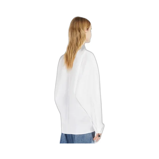 Long-Sleeved Shirt