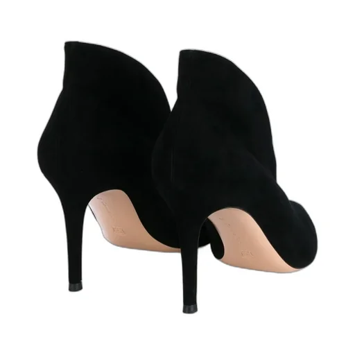 Gianvito Rossi Vania Pointed Toe Pumps