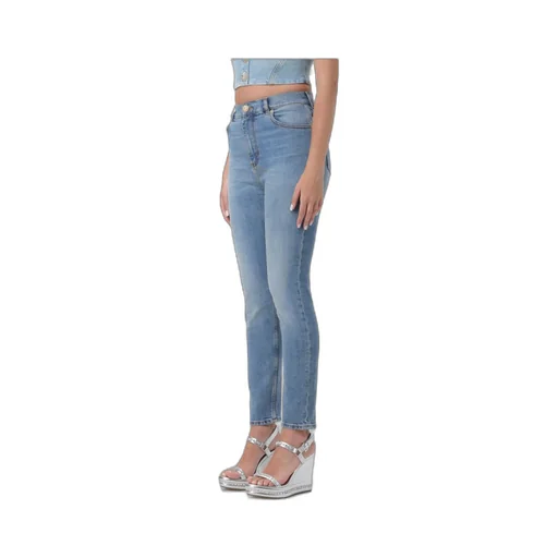 Logo-Patch Tapered Jeans