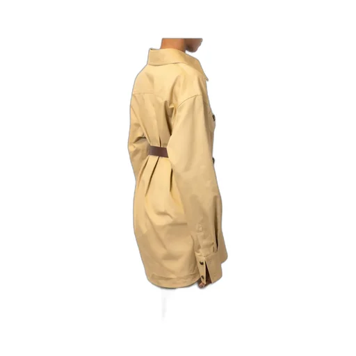 Straight-Point Collar Shirt