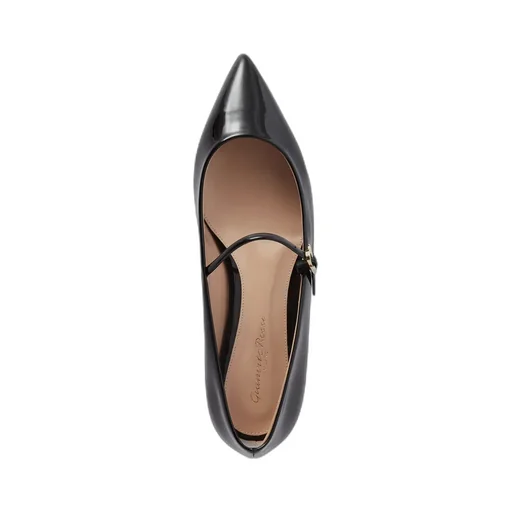 Pointed Flat Shoes