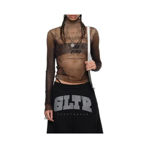 High-Necked Long-Sleeved T-Shirt