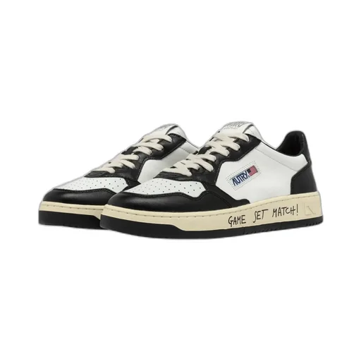 Autry Medalist Low-Top Sneakers
