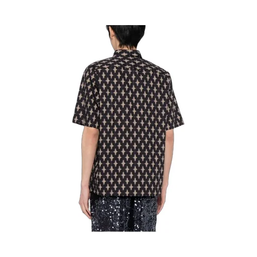 Short-Sleeved Shirt
