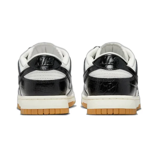 Nike Dunk Panelled Low-Top Sneakers