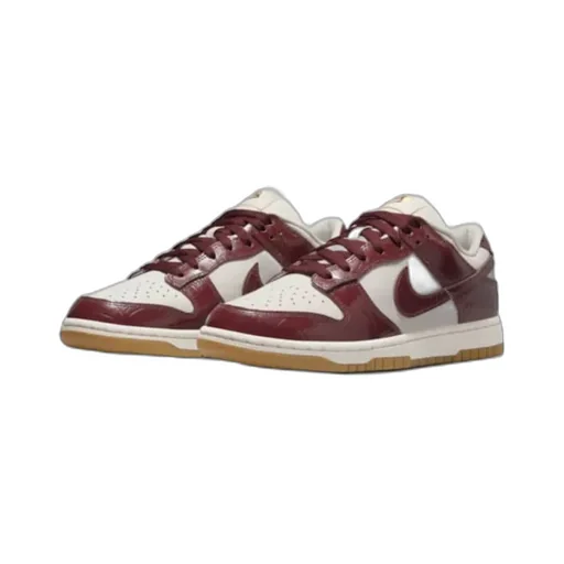 Nike Dunk Panelled Low-Top Sneakers