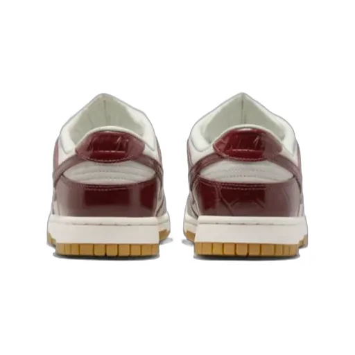 Nike Dunk Panelled Low-Top Sneakers
