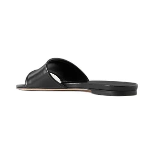 Round-Headed Slippers