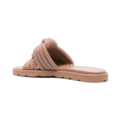 Round-Headed Slippers