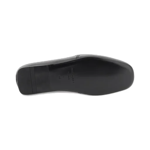 Salvatore Ferragamo Gancini-Plaque Round-Toe Loafers