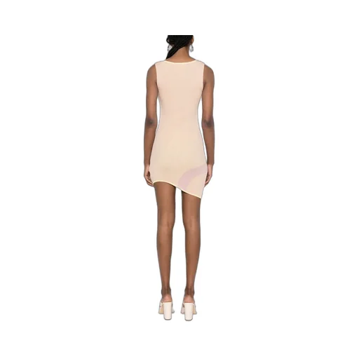 A Round-Necked Color Dress