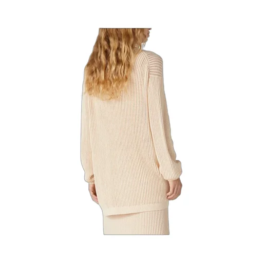 Loro Piana Buttoned V-Neck Cardigan