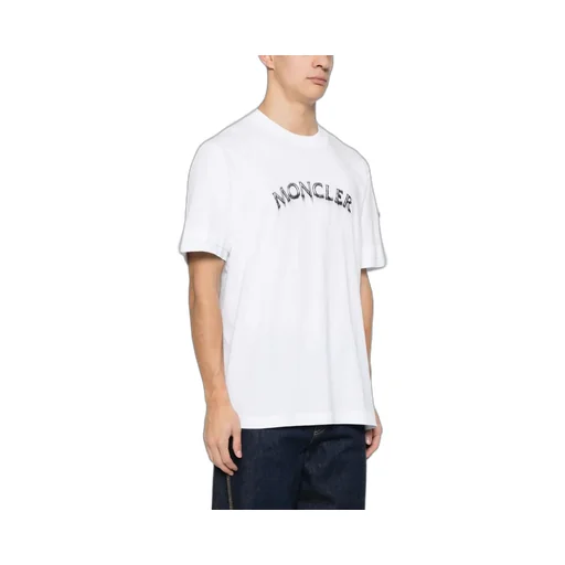 Short-Sleeved T-Shirt
