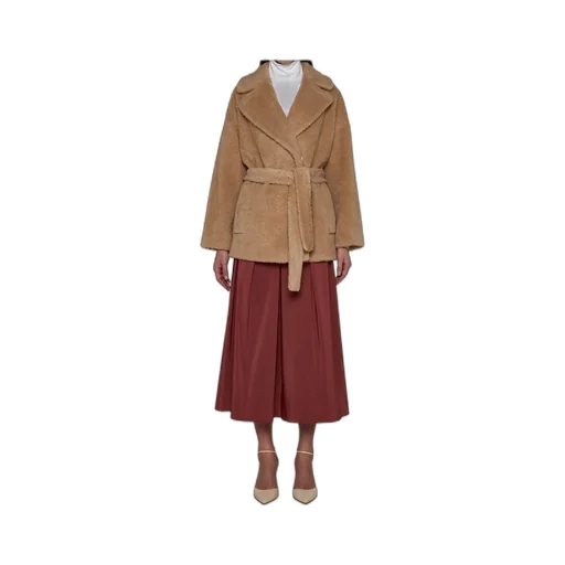 Strap-Up Coat