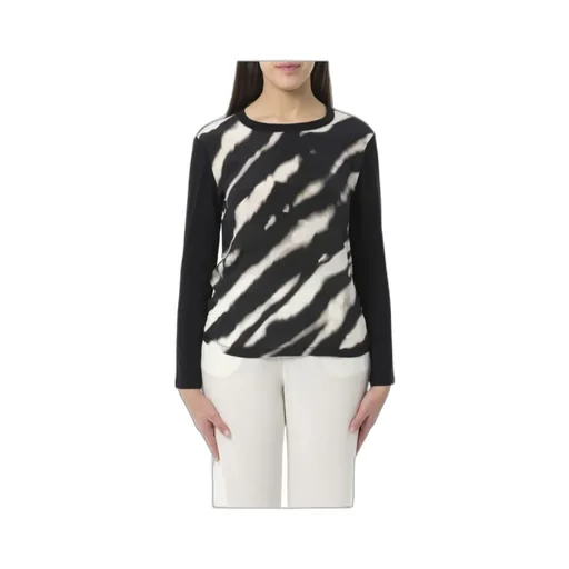 Long-Sleeved T-Shirt