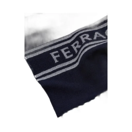 Logo Scarf