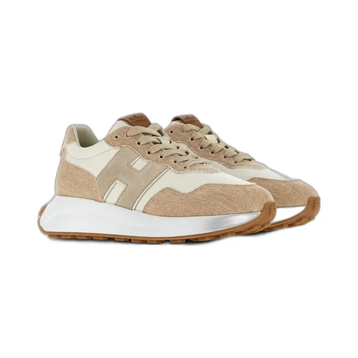 H641 Low-Top Sneakers