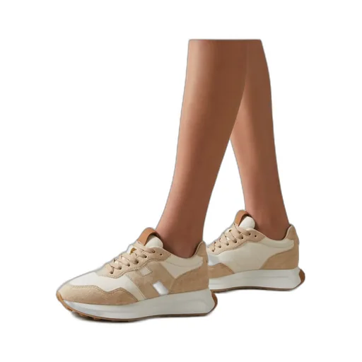 H641 Low-Top Sneakers