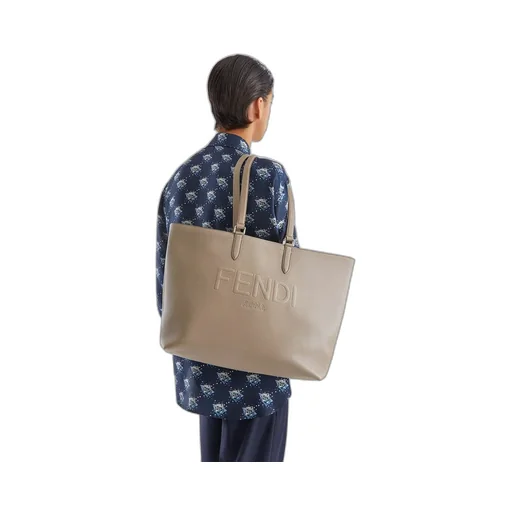 Fendi Roma Logo Embossed Shopper Bag