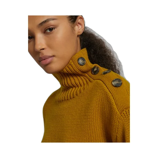 High-Neck Long-Sleeved Sweater