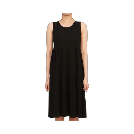 Sleeveless Round-Necked Dress