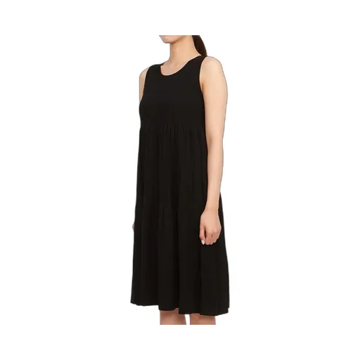 Sleeveless Round-Necked Dress