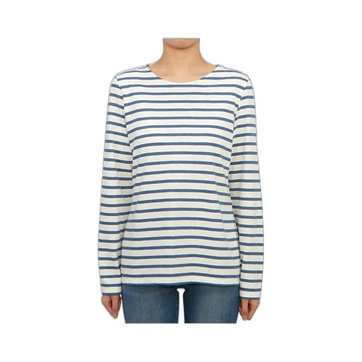 Long-Sleeved T-Shirt