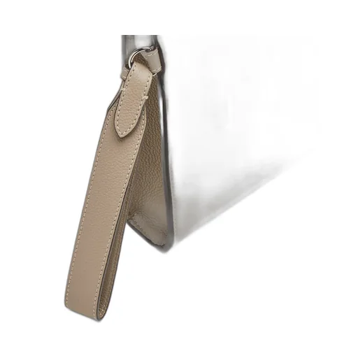 Fendi Logo Embossed Zipped Pouch