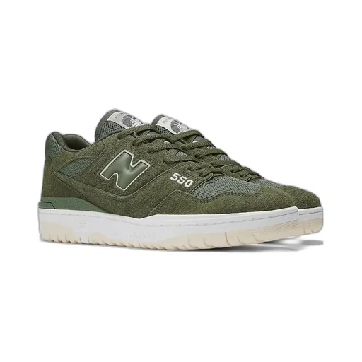 550 Suede Sneakers