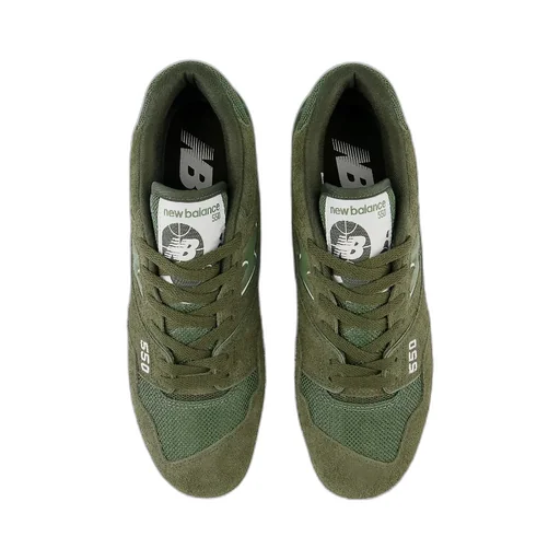 550 Suede Sneakers