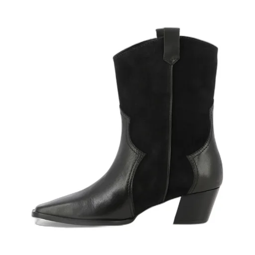 Pointed Short Boots