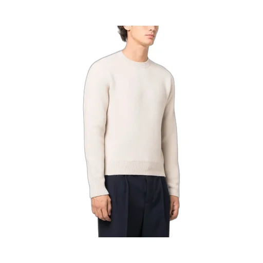Round-Neck And Long-Sleeved Sweater
