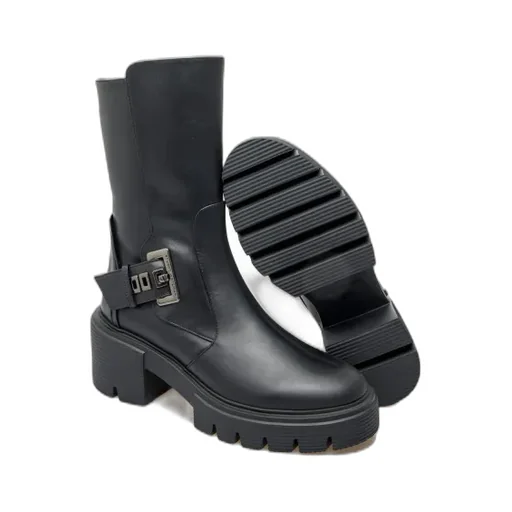 Stuart Weitzman Soho Buckle Detailed Boots