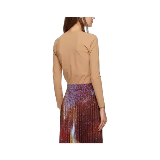 Triangle-Shape Long-Sleeve T-Shirt