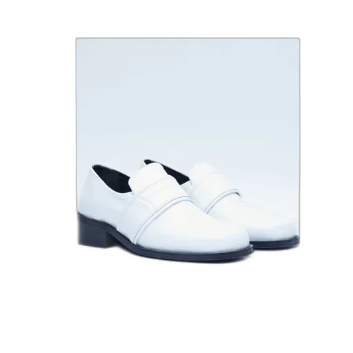 Embossed Round Head Loafers