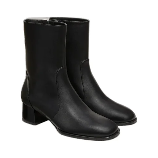 Stuart Weitzman Nola Zipped Boots