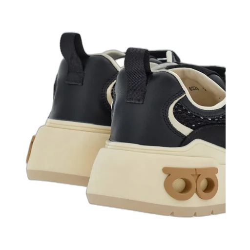 Logo Low-Upper Sports Shoes