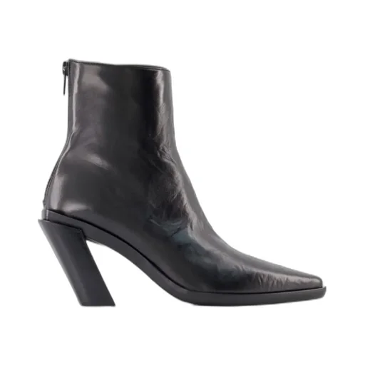 Pointed Short Boots
