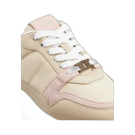 Low-Top Casual Shoes