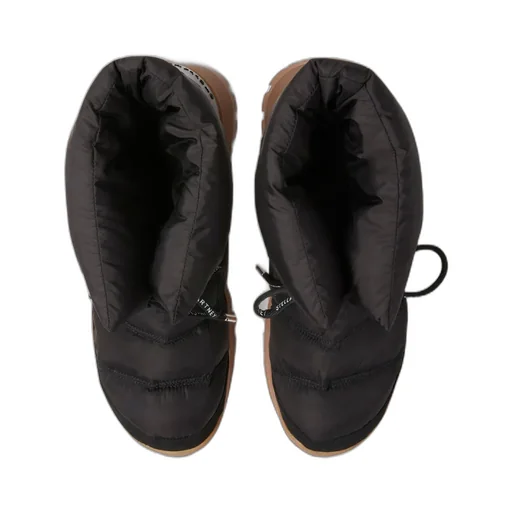 Round-Headed Lace-Up Boots