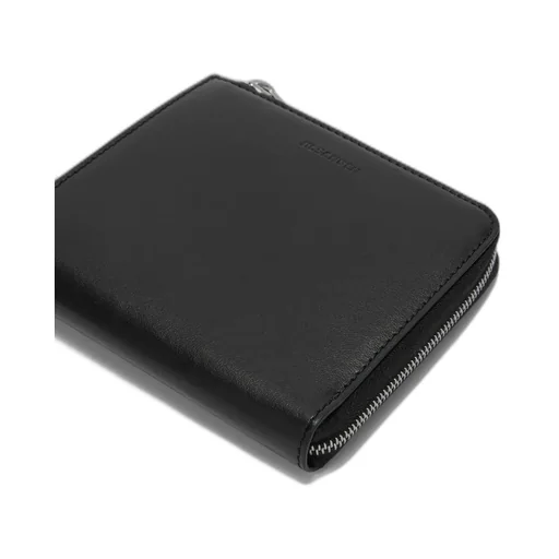 Jil Sander Logo Embossed Zipped Cardholder