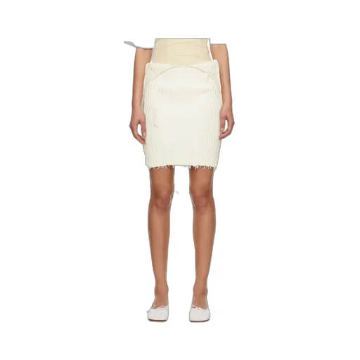 Make An Old Rough-Rimmed Skirt