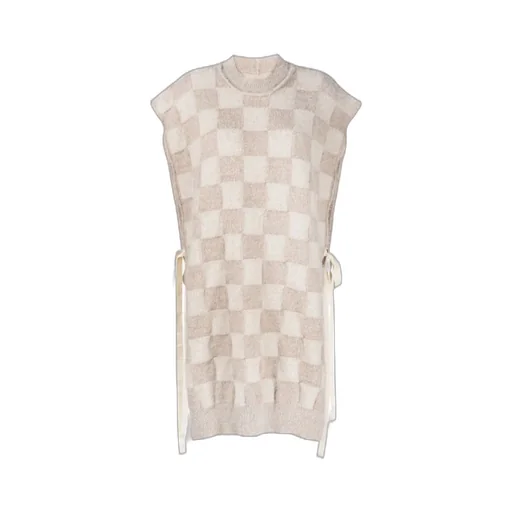 Checkerboard-Pattern Knitted Vest