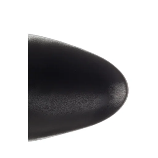 Round-Head Boots